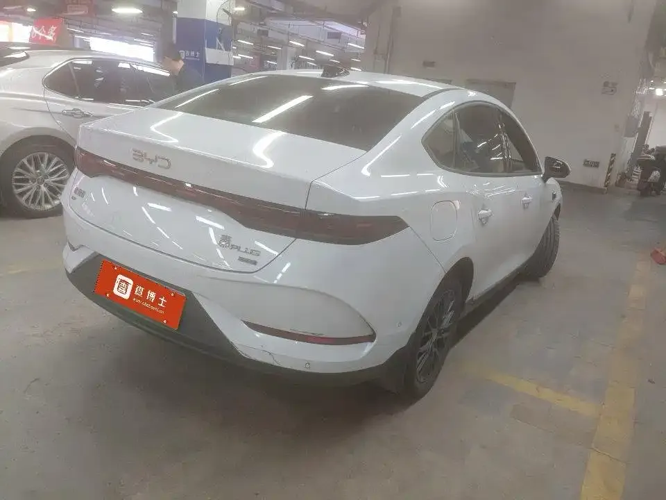 BYD Qin PLUS — фото 9