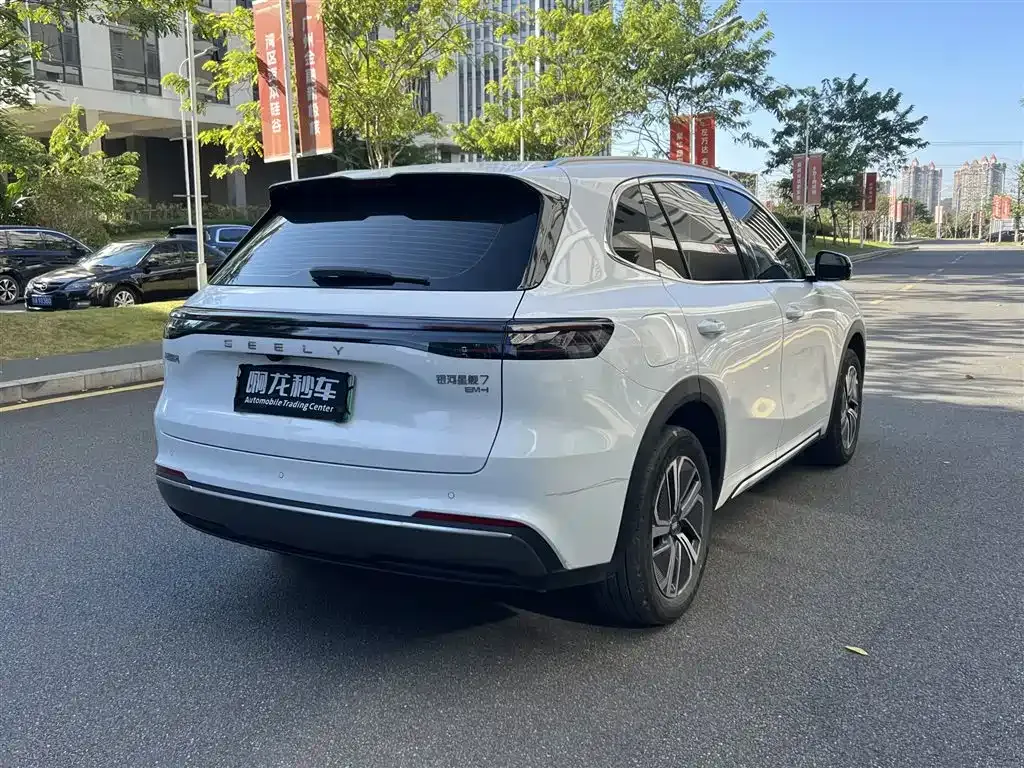 Geely Galaxy Xingjian 7 — фото 9