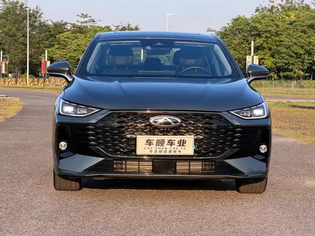 Chery Arrizo 8 PRO — фото 8