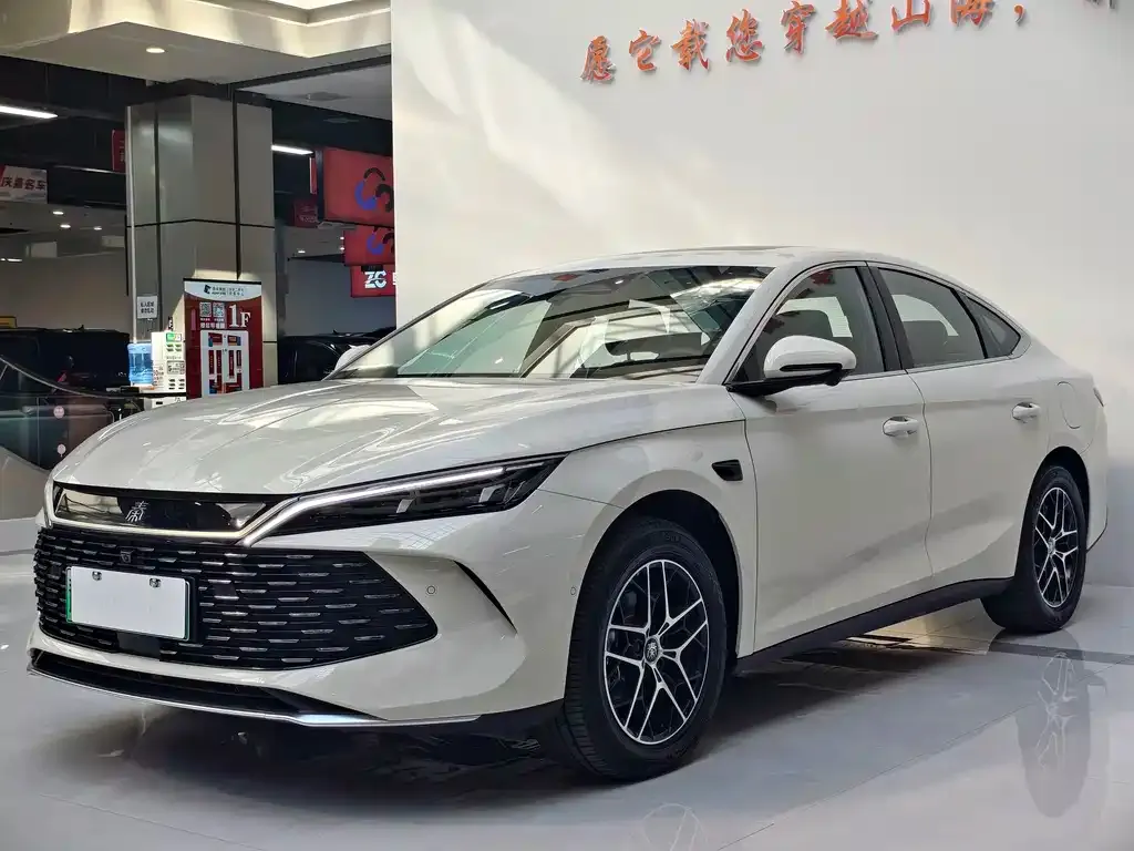 BYD Qin L — фото 1
