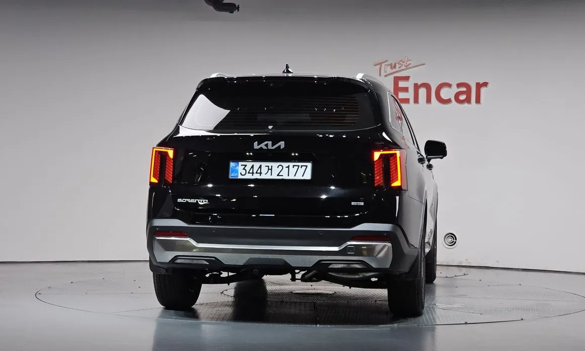 Kia Sorento — фото 3