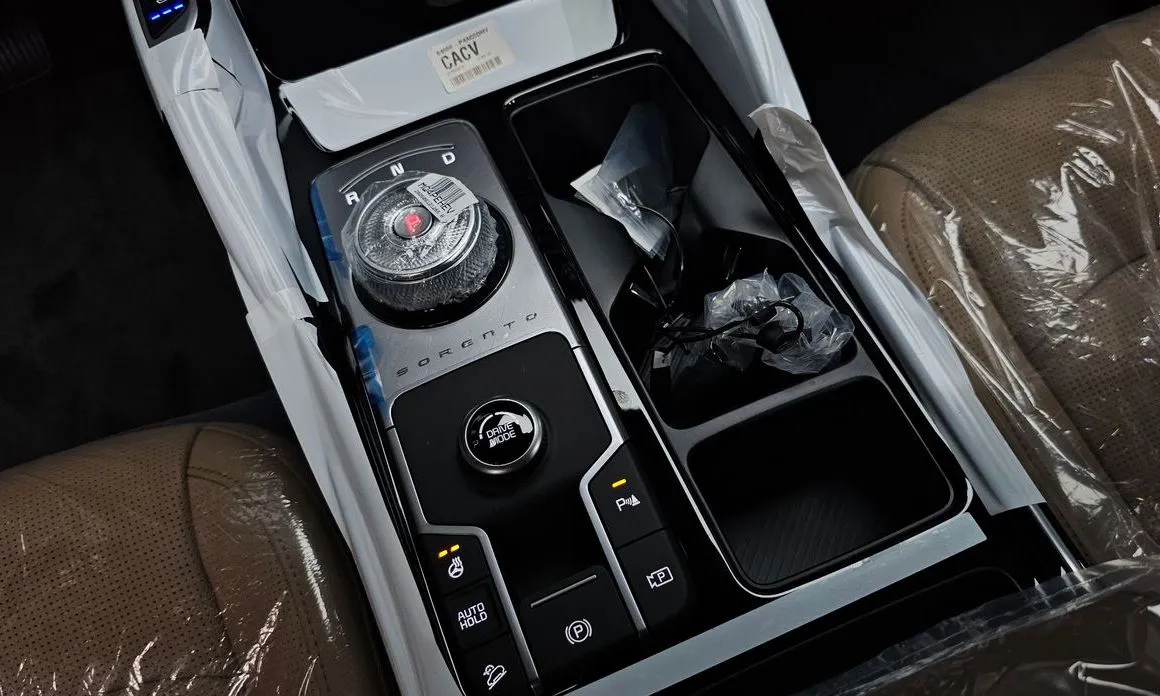 Kia Sorento — фото 4