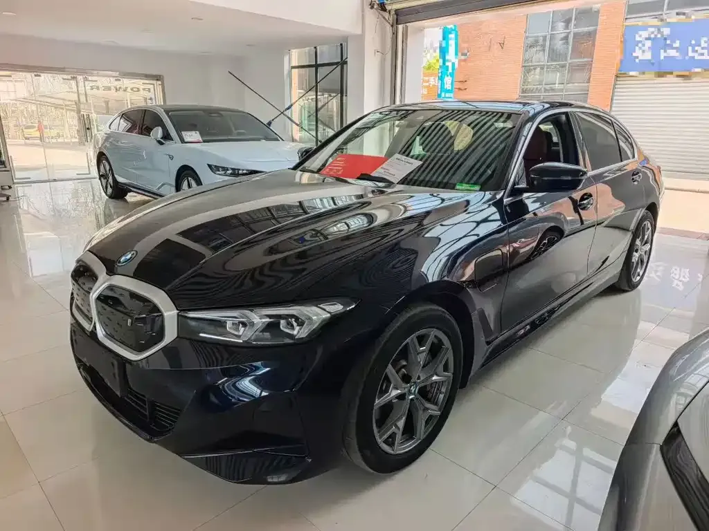 BMW i3 — фото 1