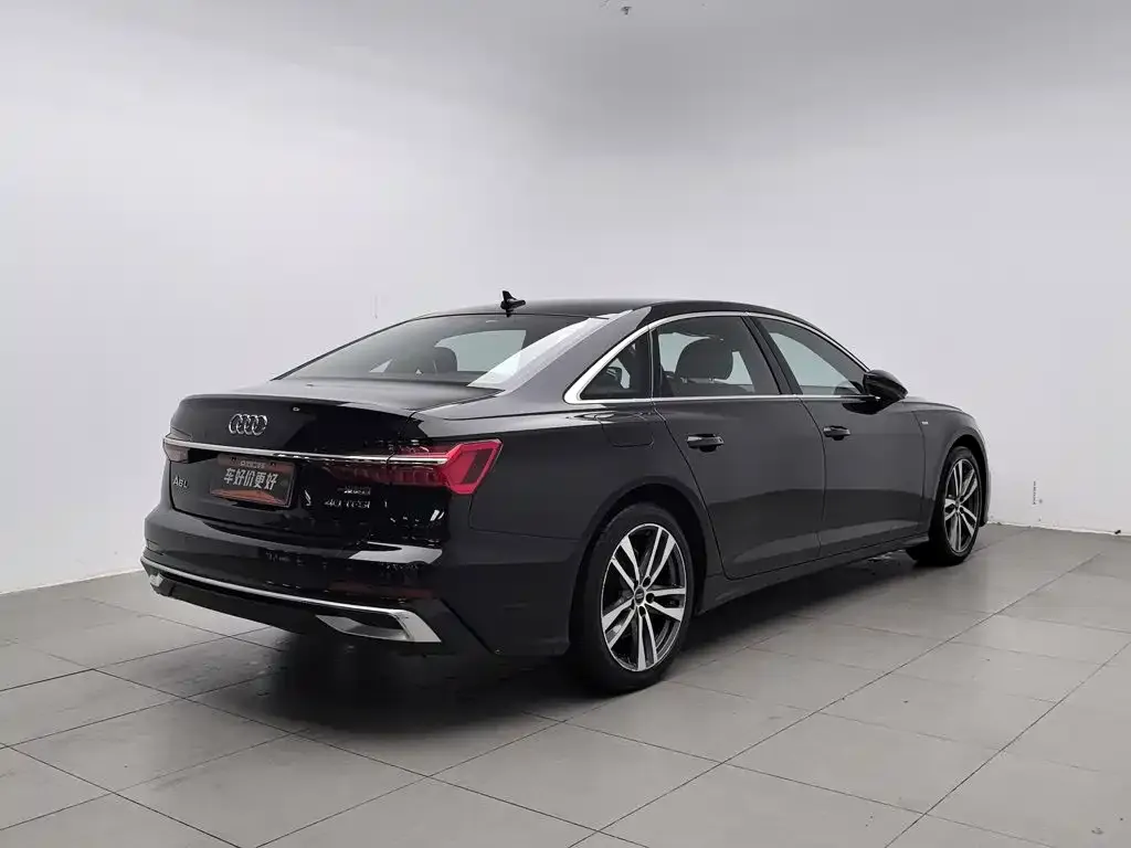 Audi A6L — фото 7