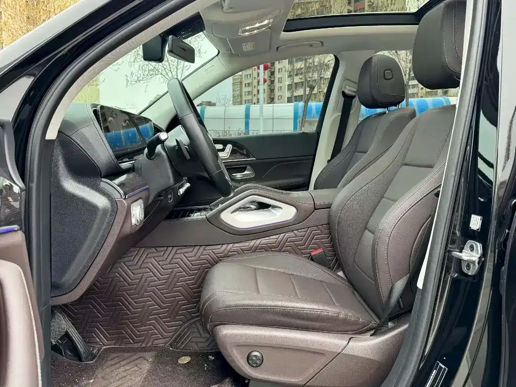 Mercedes-Benz GLE (Import) — фото 10