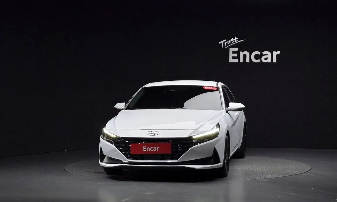 Hyundai AVANTE — фото 2