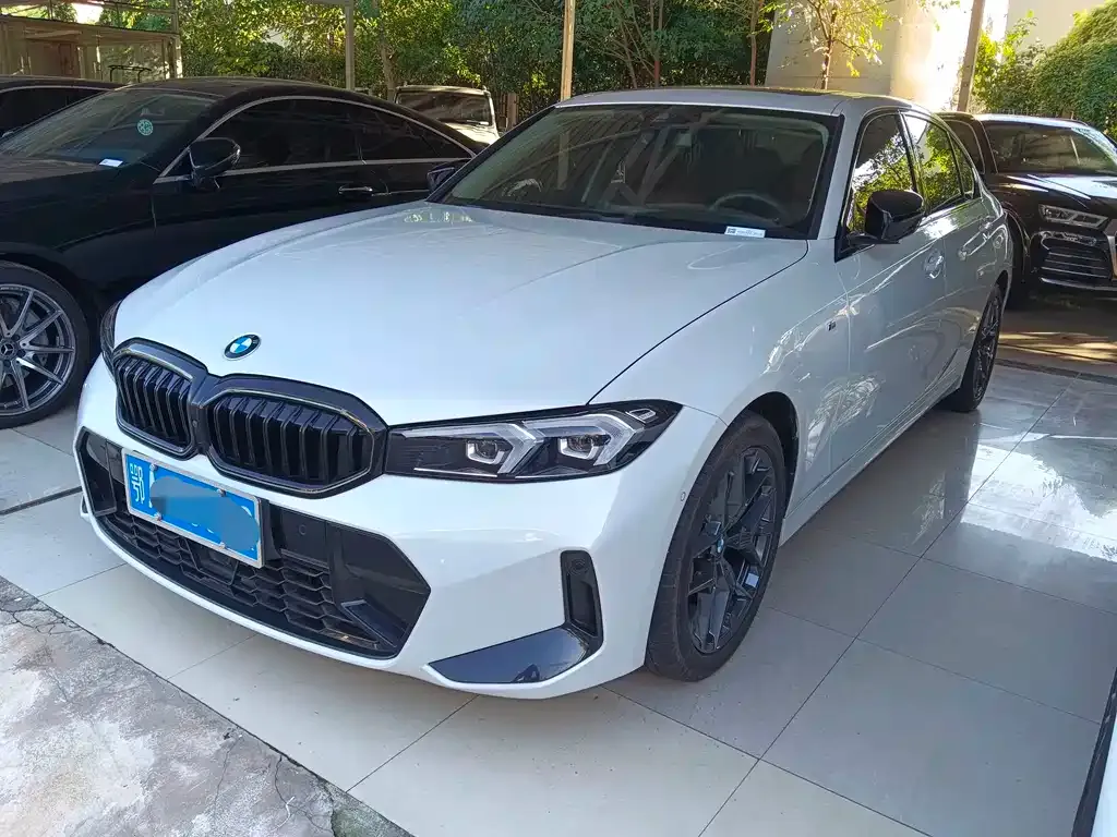 BMW 3 Series — фото 1