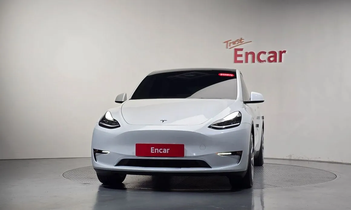 Tesla Model Y — фото 7