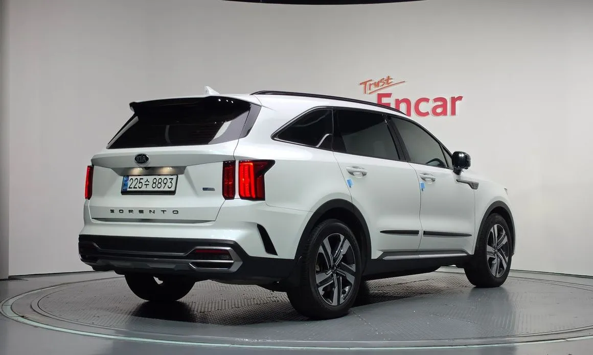 Kia Sorento — фото 3