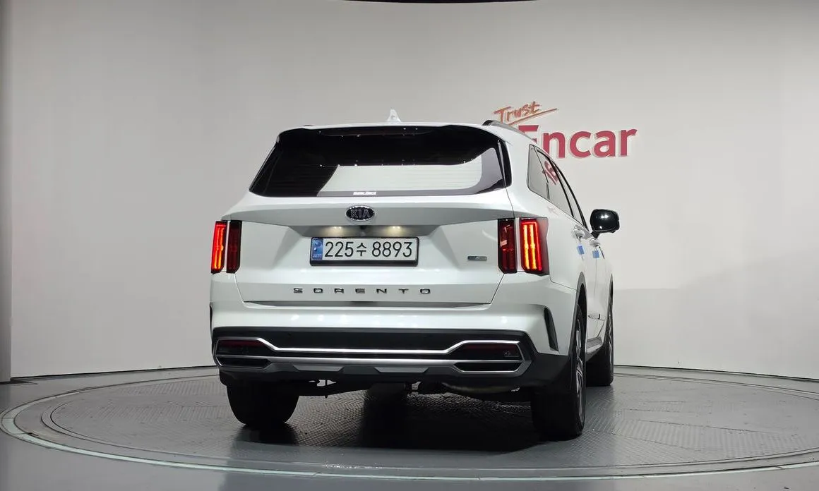 Kia Sorento — фото 2