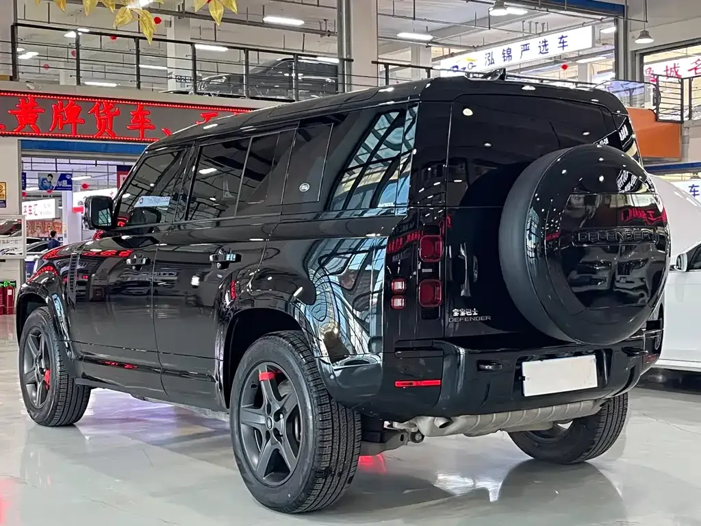 Land Rover Defender — фото 5