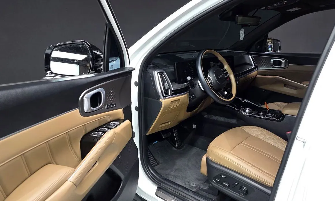 Kia Sorento — фото 8