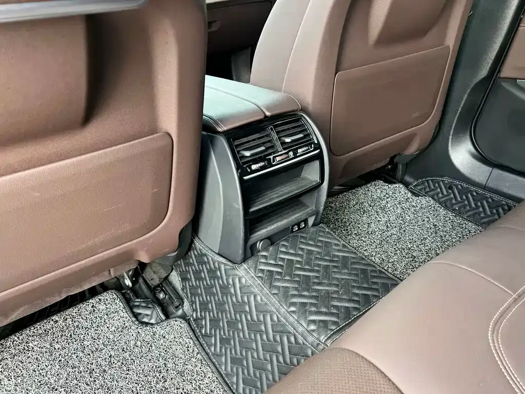 BMW 5 Series — фото 10
