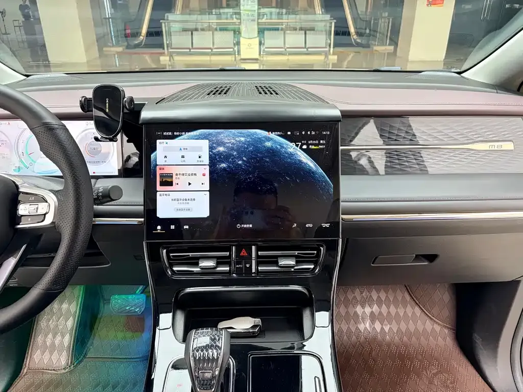 GAC Motor Trumpchi M8 — фото 9