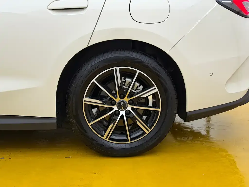 BYD Seal 06 — фото 3