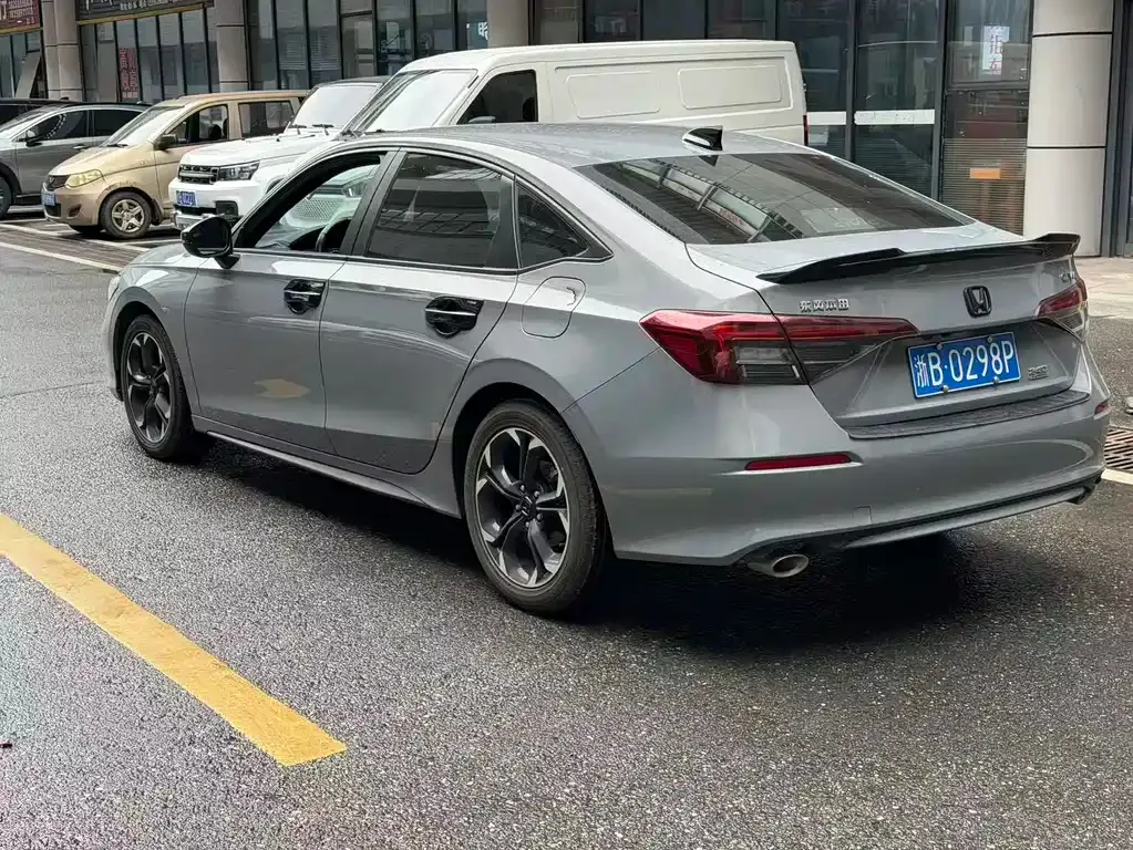 Honda Civic — фото 6