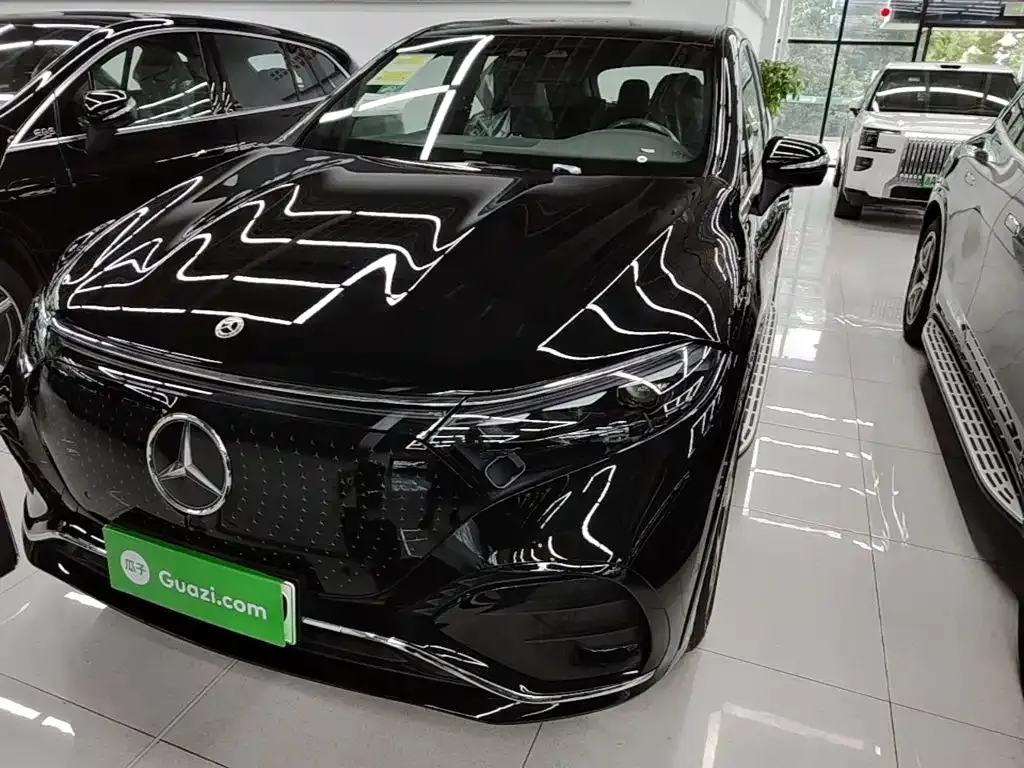 Mercedes-Benz EQS SUV — фото 8