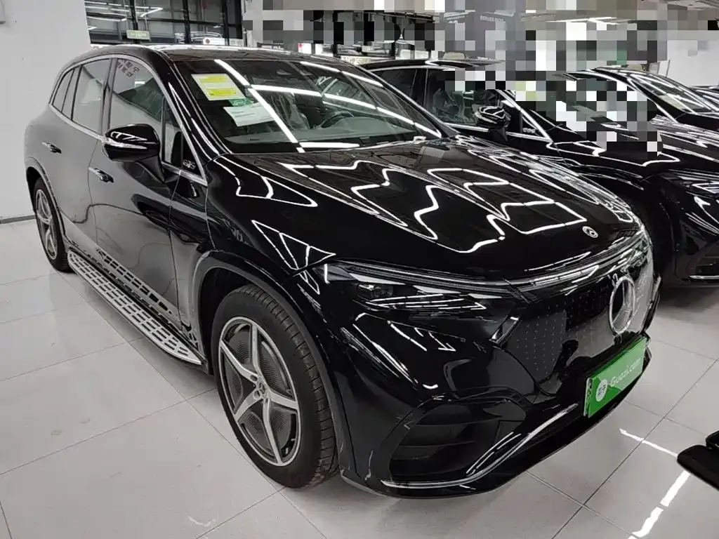 Mercedes-Benz EQS SUV — фото 6