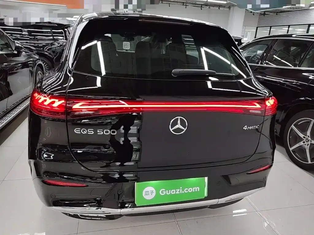 Mercedes-Benz EQS SUV — фото 7