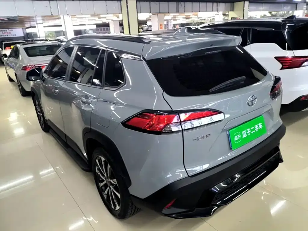 Toyota Corolla Cross — фото 3