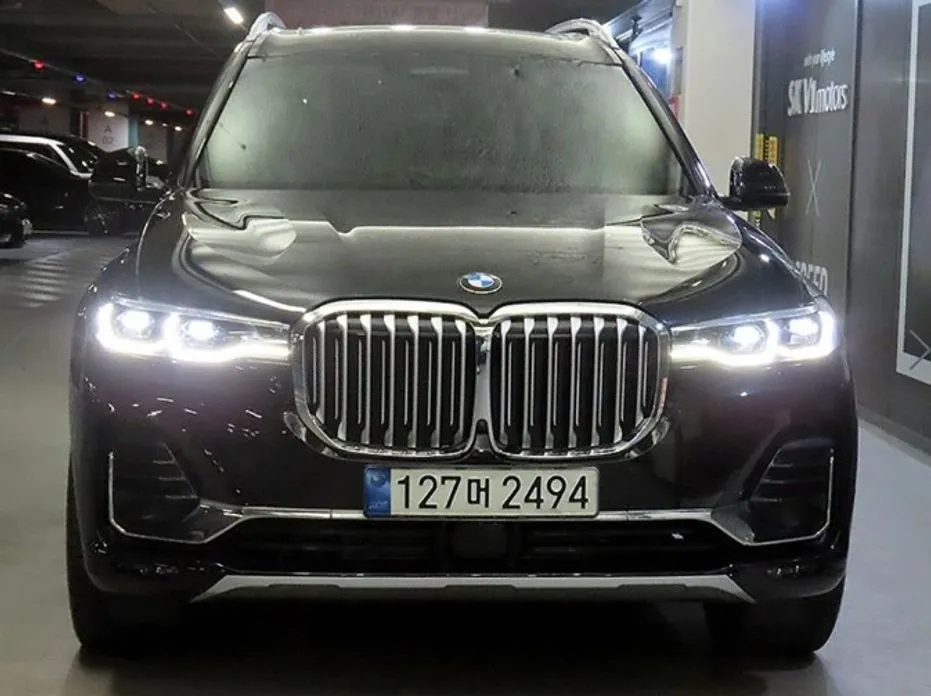 BMW X7 — фото 7