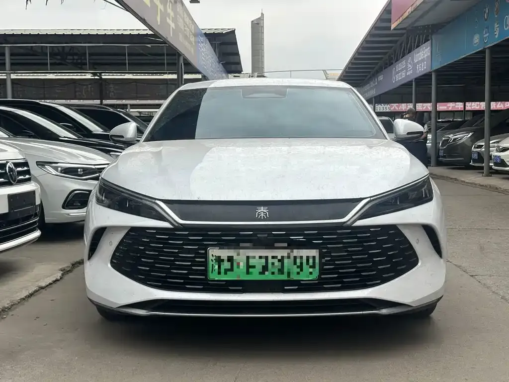 BYD Qin L — фото 9