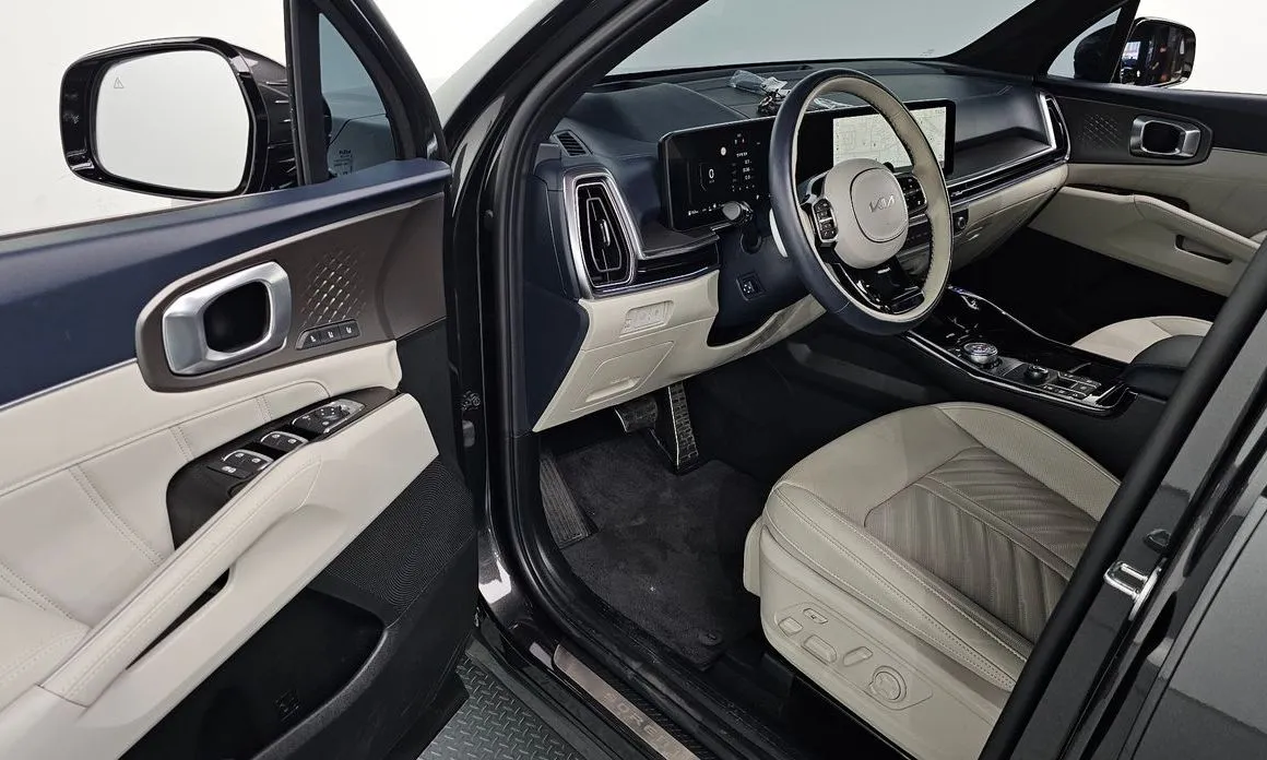 Kia Sorento — фото 8