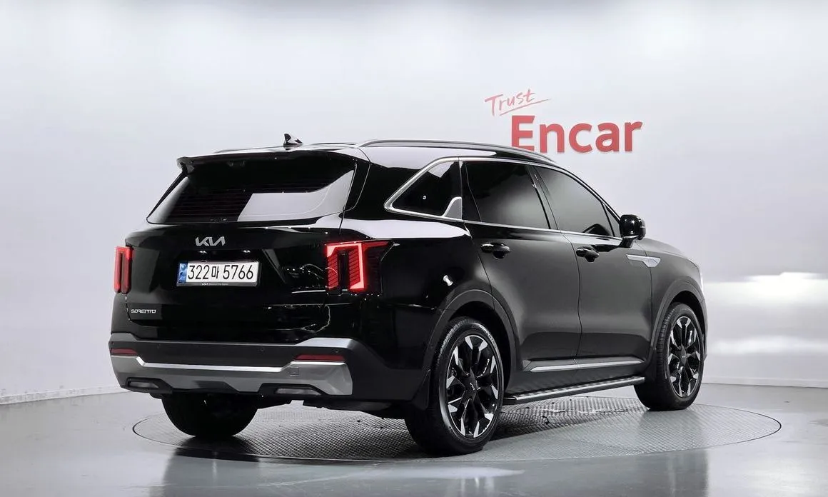 Kia Sorento — фото 7