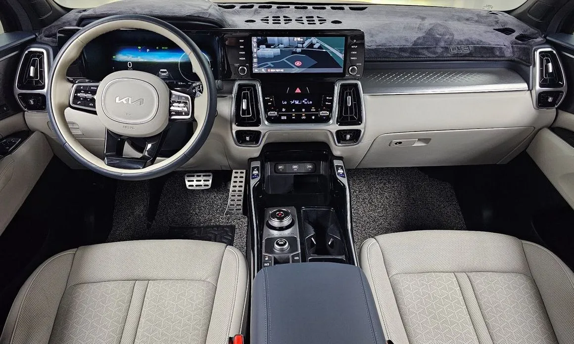 Kia Sorento — фото 8