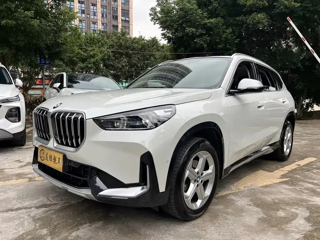 BMW X1 — фото 3