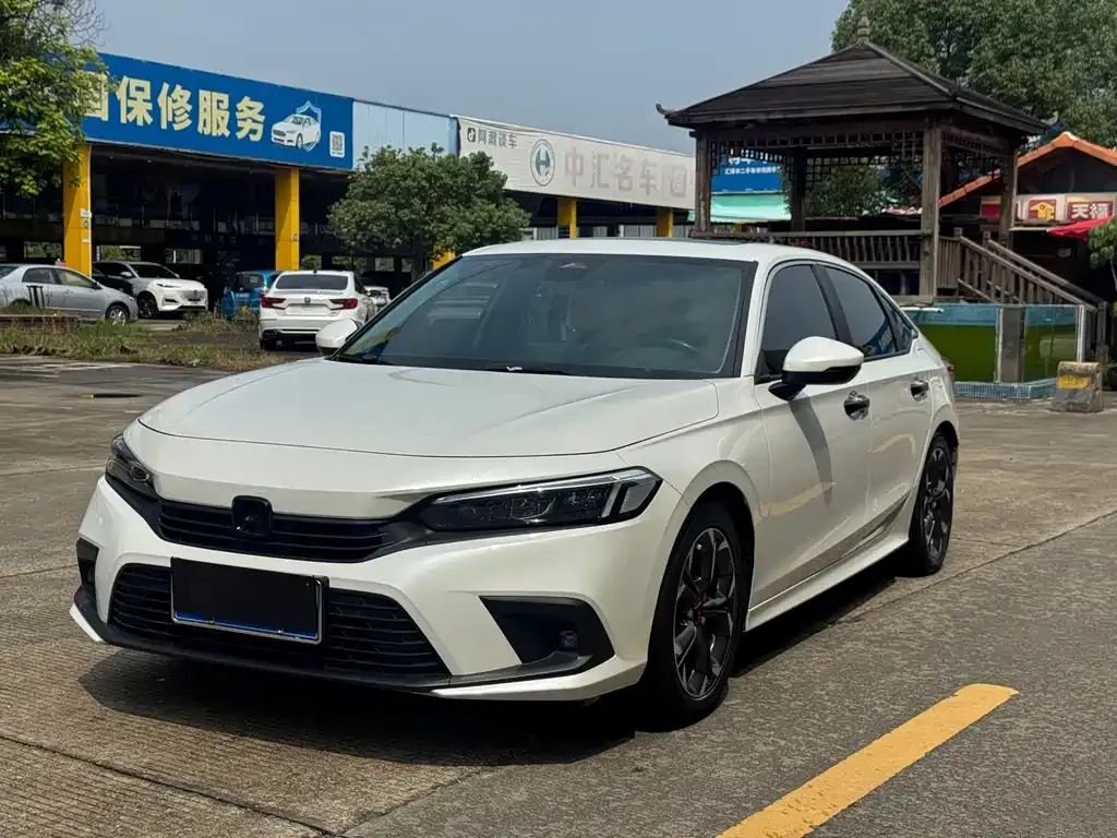 Honda Civic — фото 1