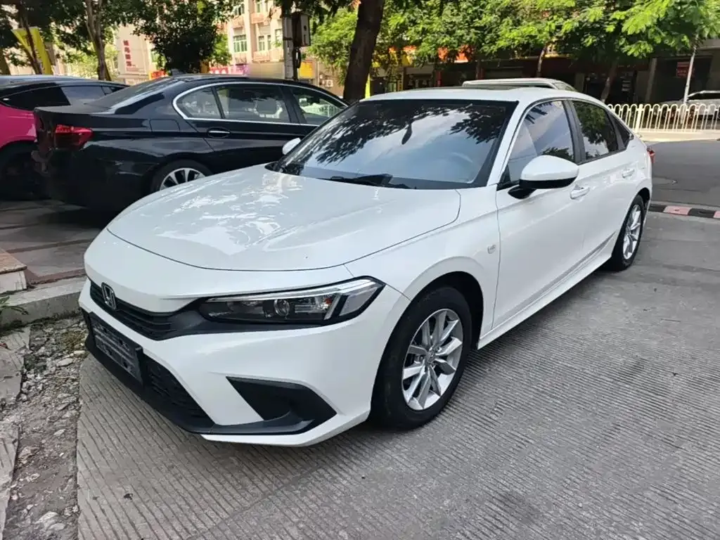 Honda Civic — фото 1