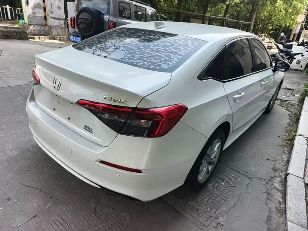 Honda Civic — фото 8