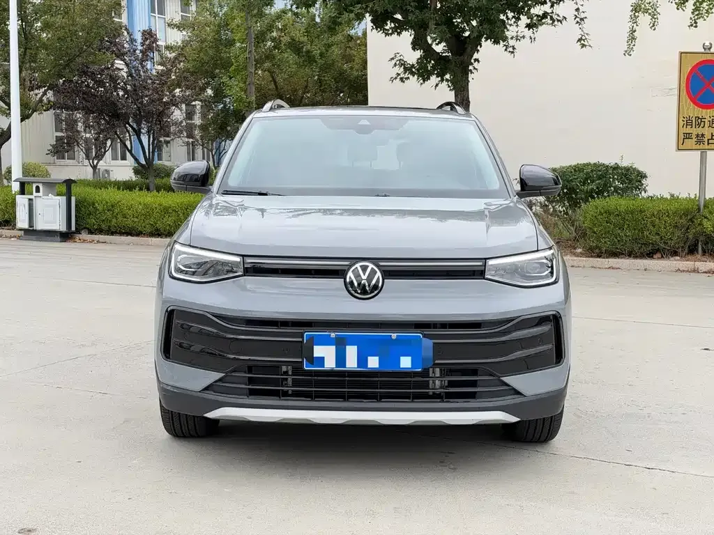 Volkswagen Tharu — фото 2