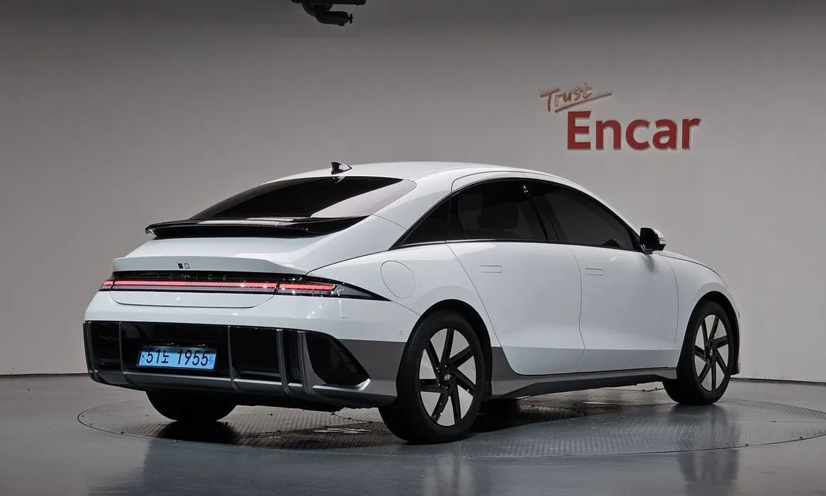 Hyundai Ioniq6 — фото 6