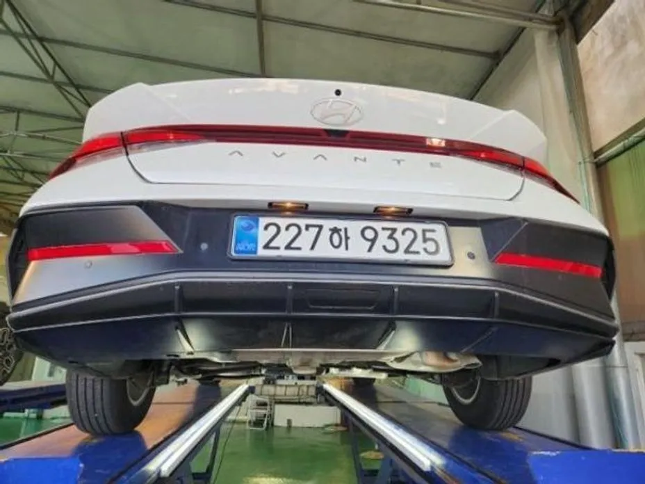 Hyundai AVANTE — фото 2