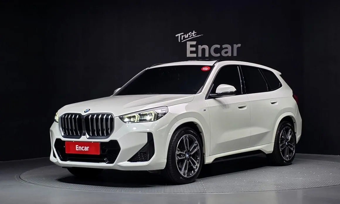 BMW X1 — фото 1
