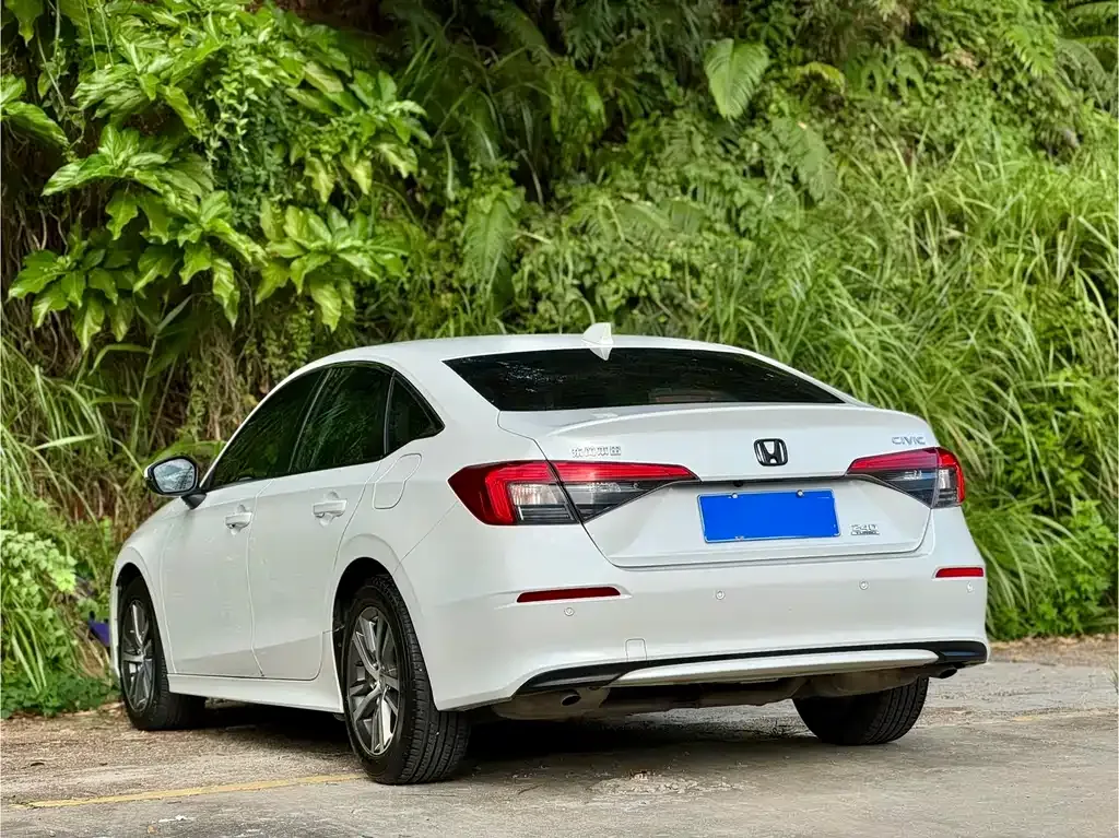 Honda Civic — фото 7