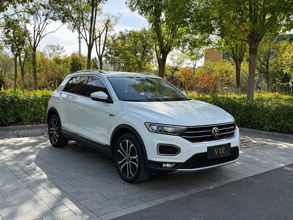 Volkswagen T-Roc — фото 7