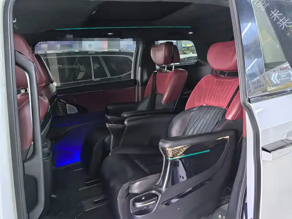 GAC Motor Trumpchi M8 — фото 2
