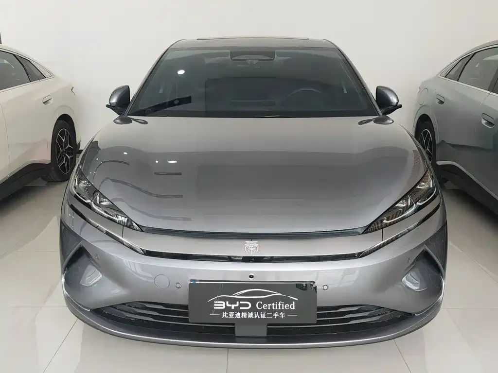 BYD Qin L — фото 9
