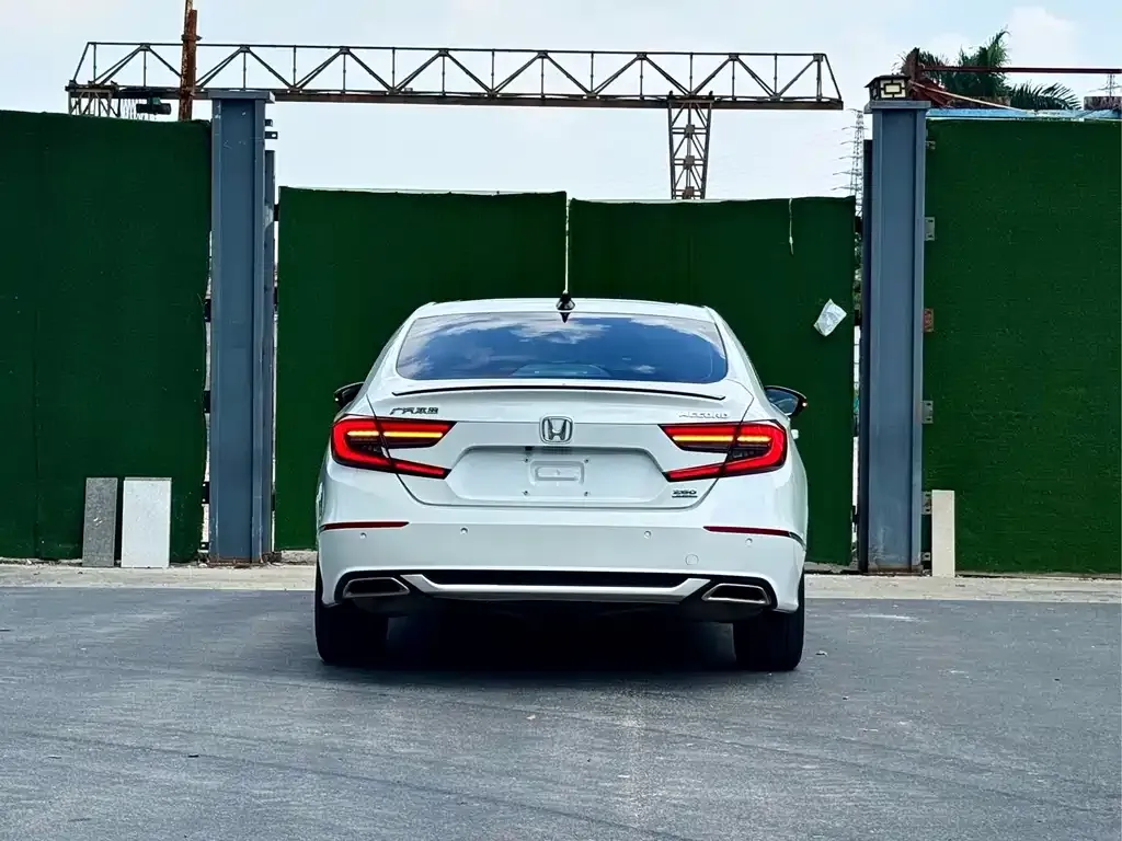 Honda Accord — фото 2