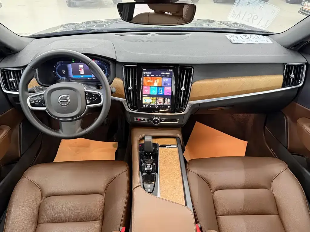 Volvo S90 — фото 3