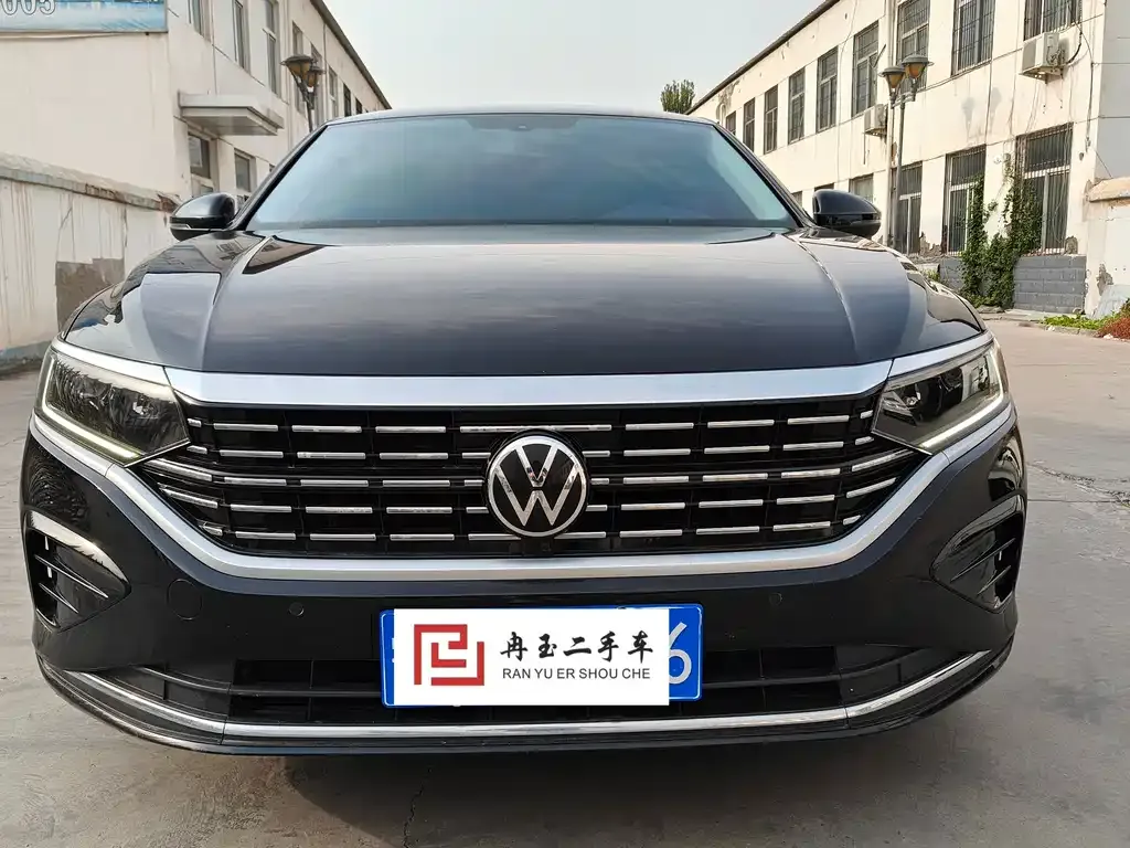 Volkswagen Passat — фото 7
