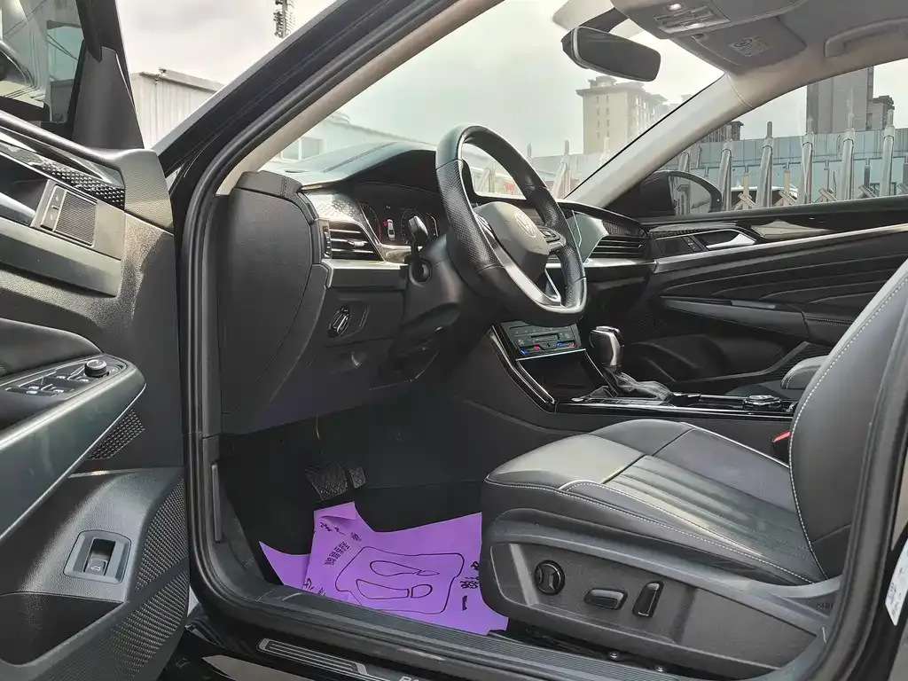 Volkswagen Passat — фото 9