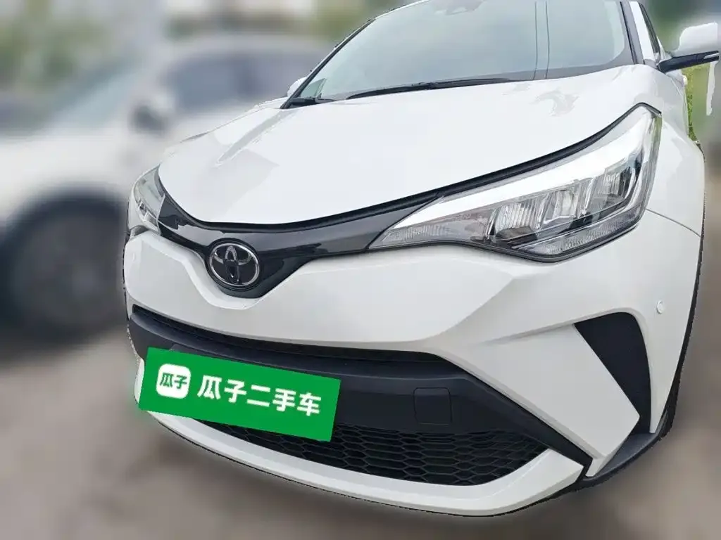 Toyota C-HR — фото 5