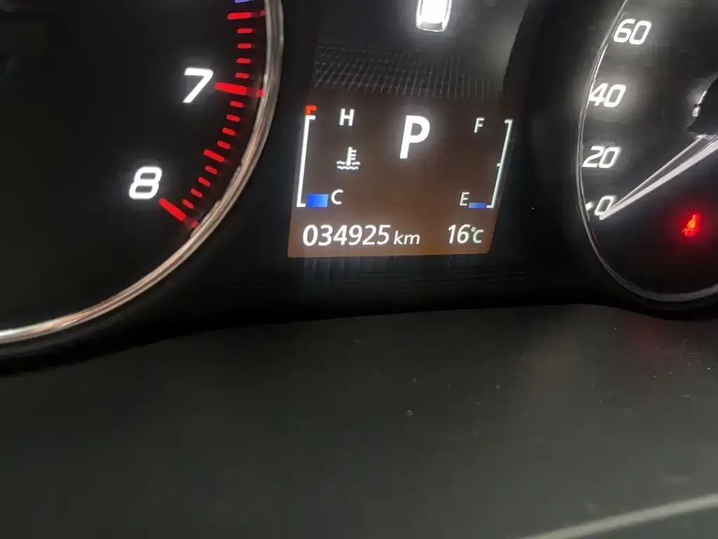 Mitsubishi Outlander — фото 10