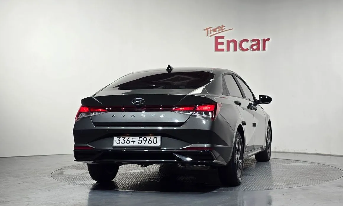 Hyundai AVANTE — фото 2