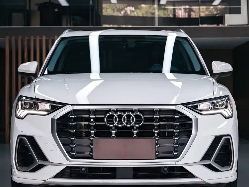 Audi Q3 — фото 5