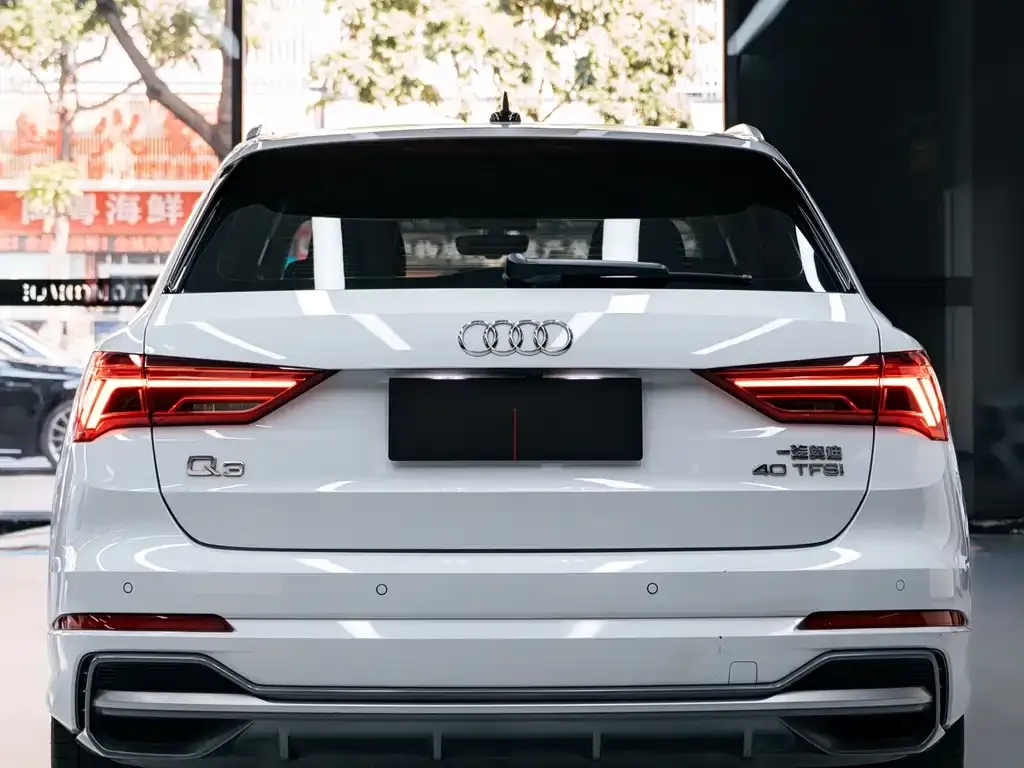 Audi Q3 — фото 7